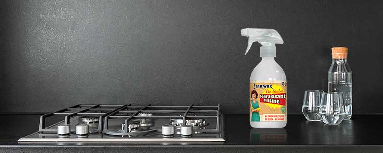 Comment nettoyer une plaque de cuisson ?