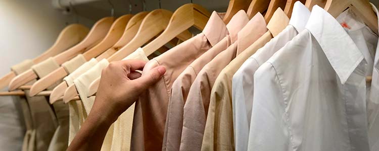 Comment détecter la présence de mites des vêtements ?