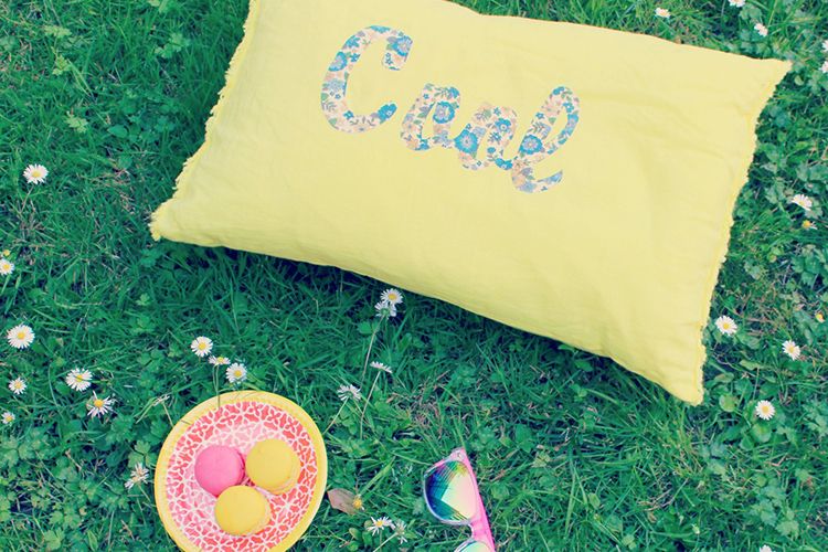 Customisez un coussin d'extérieur avec Starwax