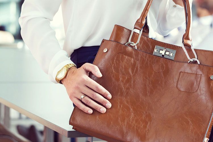 Comment nettoyer le cuir sans l’abîmer ?