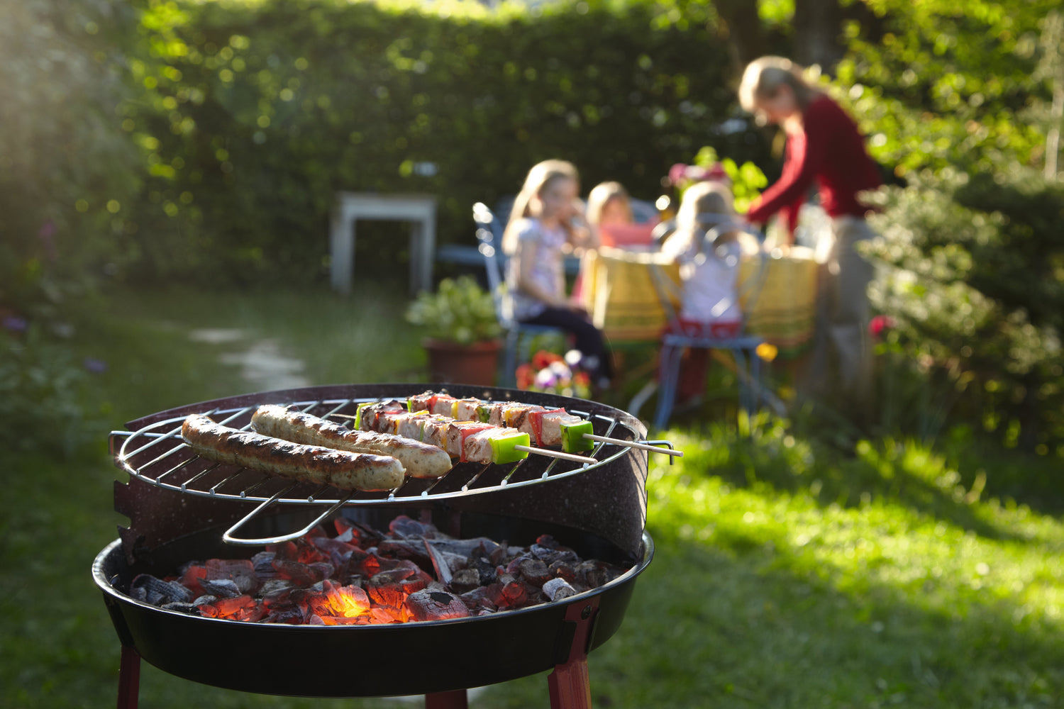 Jardin et barbecue : préparez l’été avec le Savon noir !